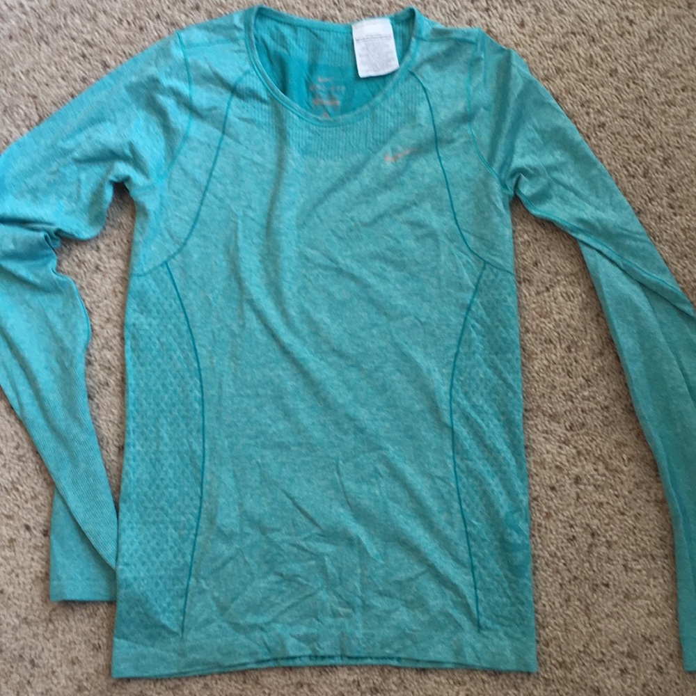 Nike knit long sleeve dri fit top